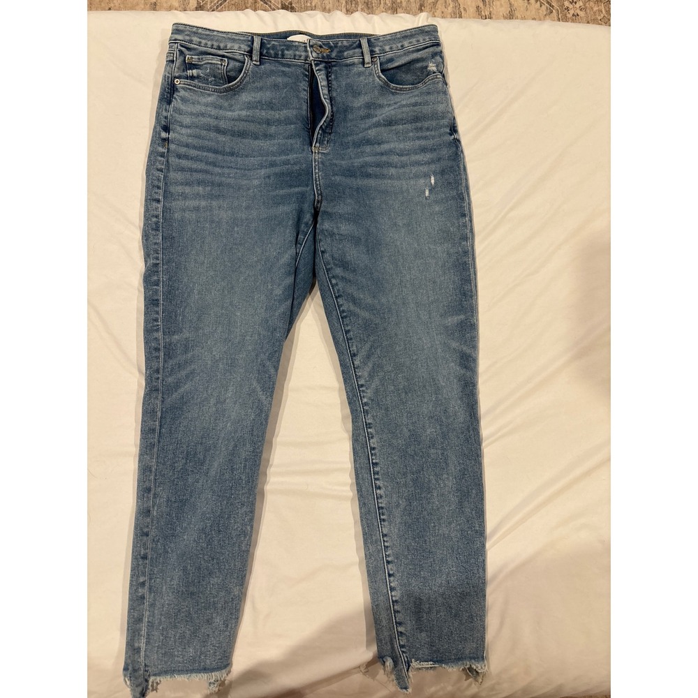 Loft Curvy Skinny Jeans Medium Wash Raw Step Hem Blue Denim Womens 32/14